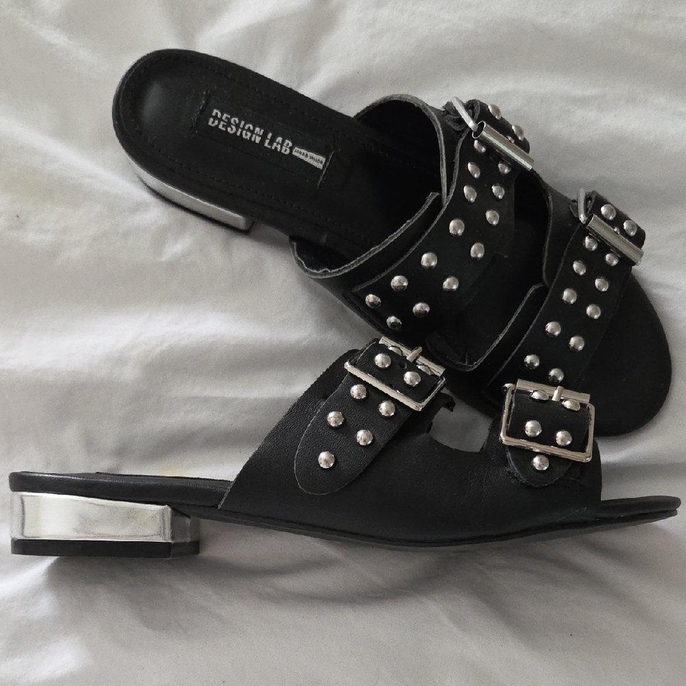 Design Lab Lord & Taylor Black and Silver Studded Mules